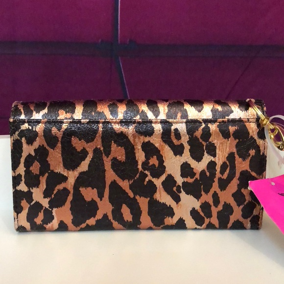 Betsey Johnson New York trifold wristlet wallet - Picture 5 of 8